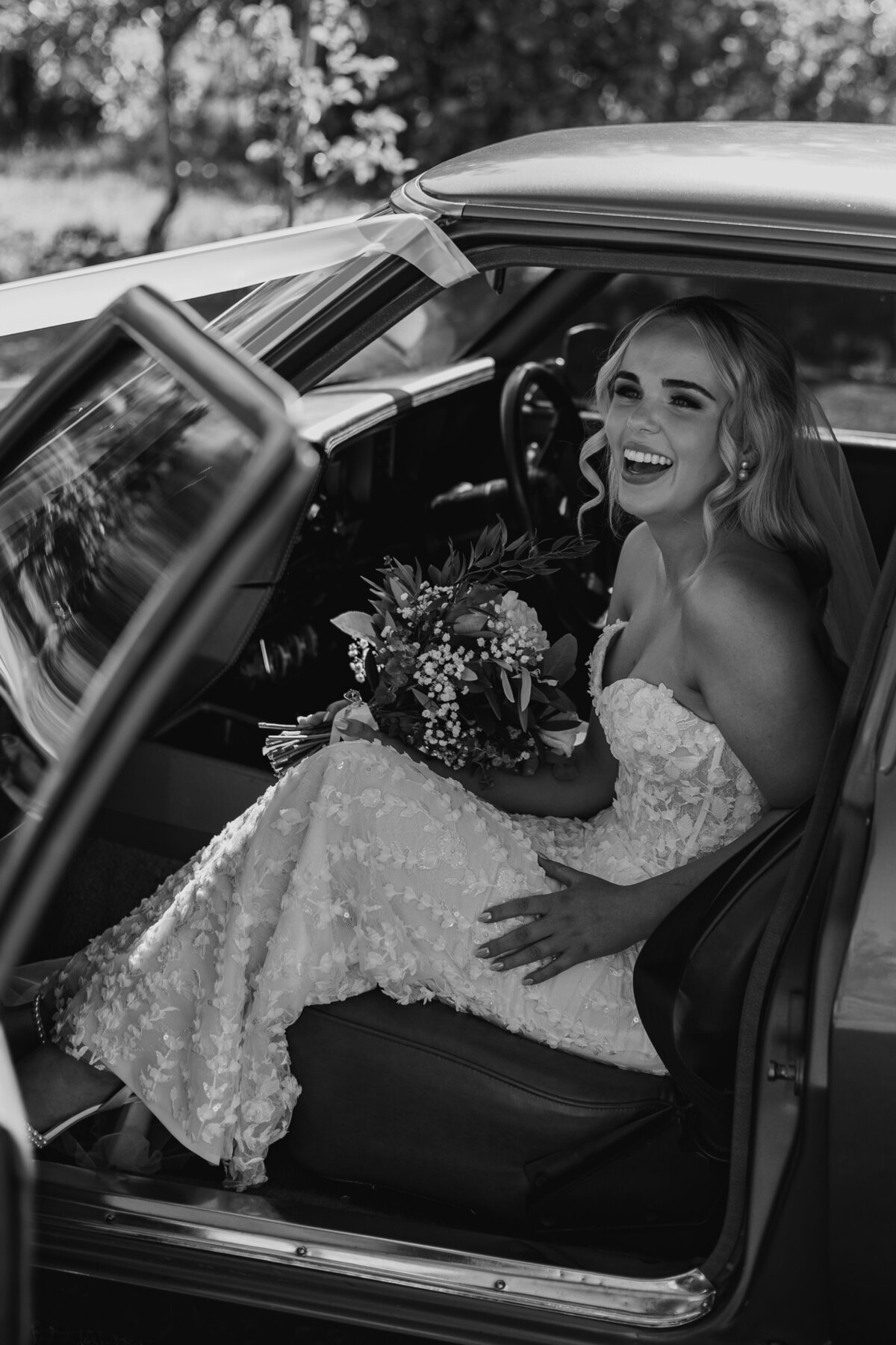 WEDDING ORANGE FULLER BORRODELL4