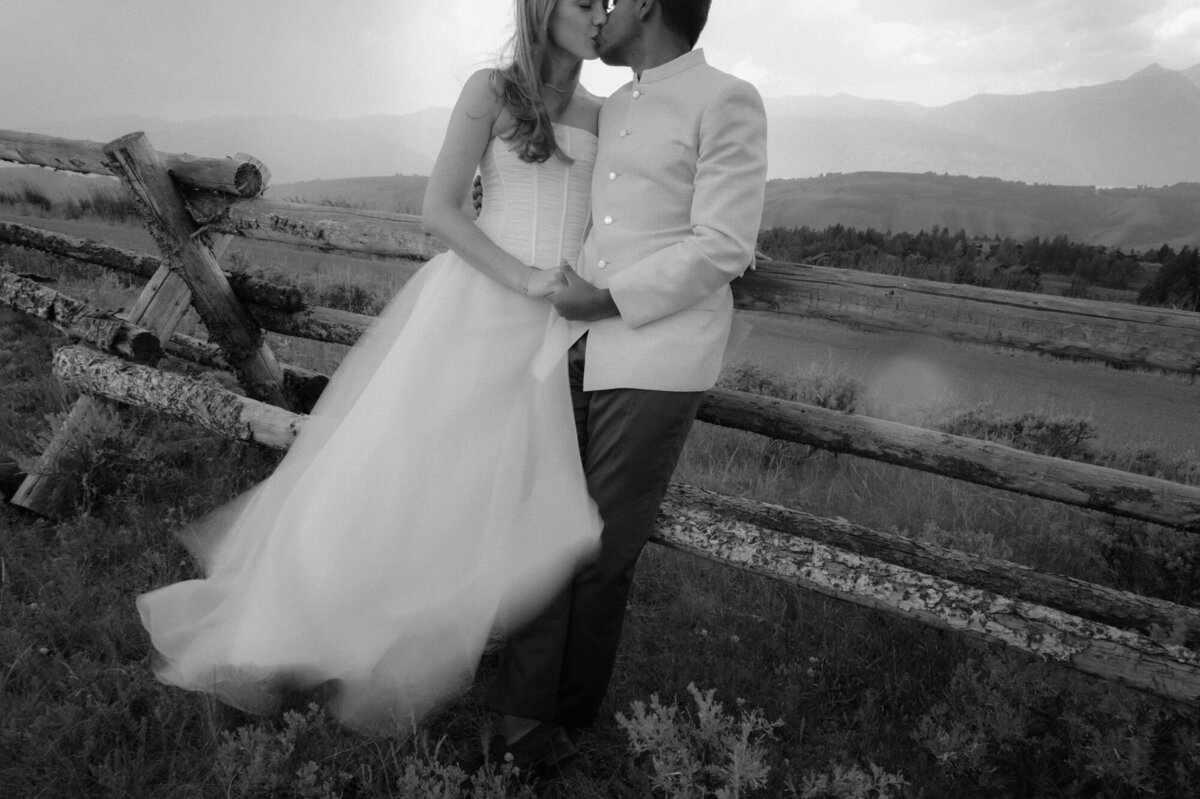 jackson-hole-wyoming-wedding-snake-river-8