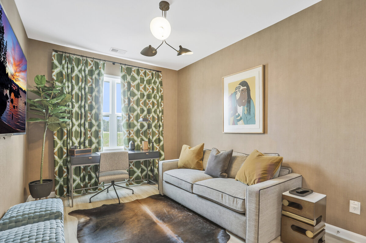 West Midtown Vacation Flex Room