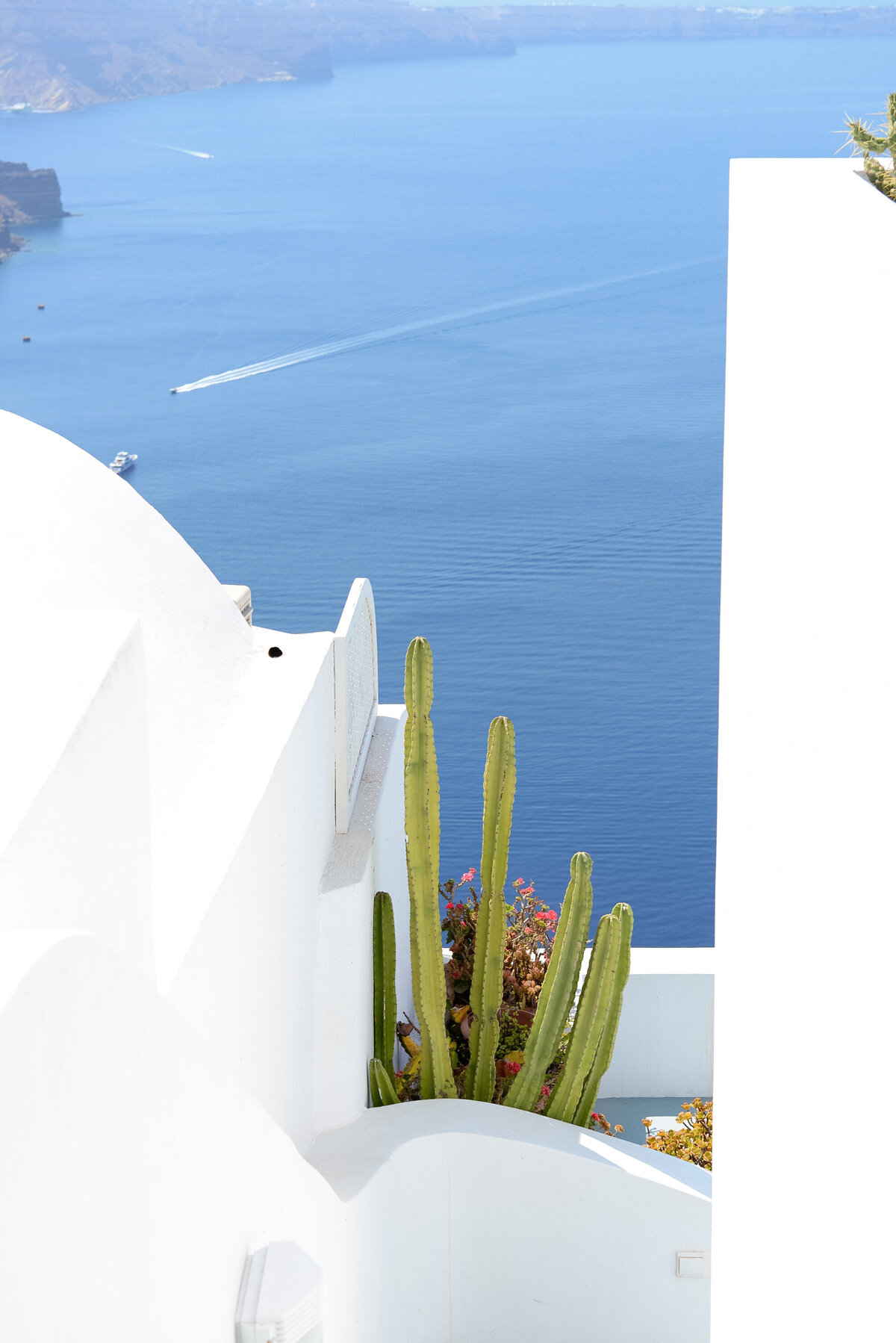 santorini-travel-re-edit-4