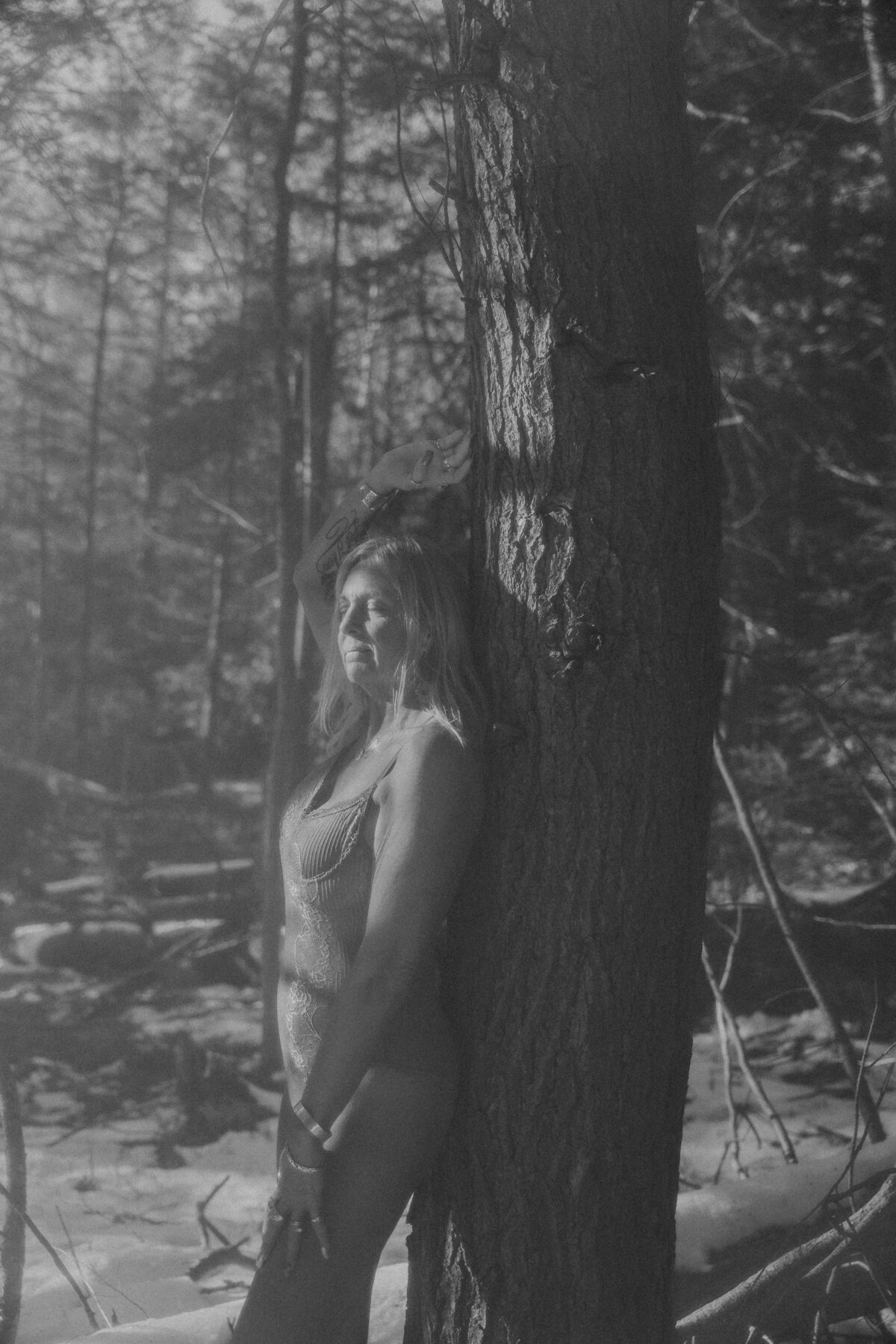 NicholeOutdoorBoudoir-3