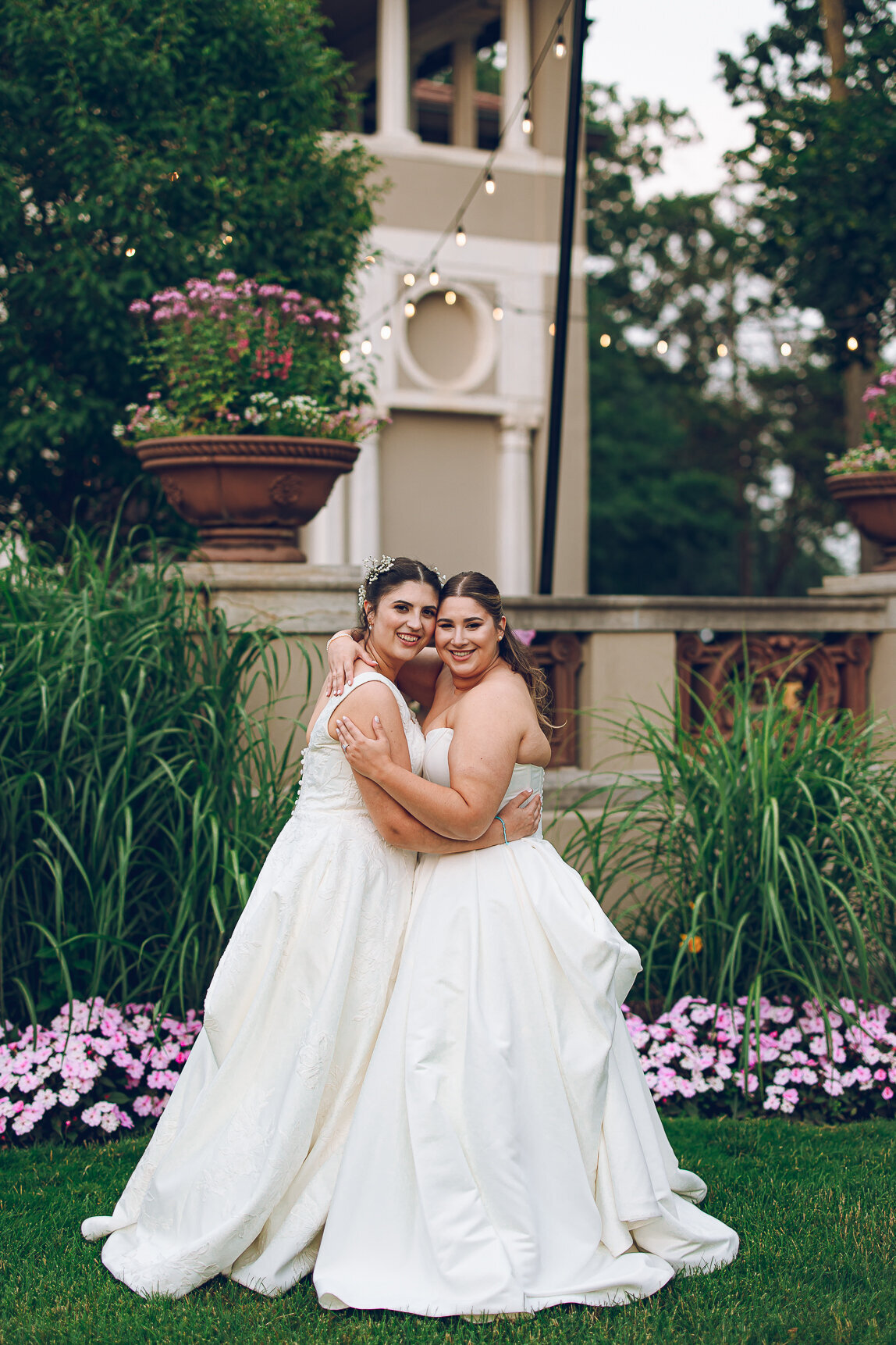 A couple poses during golden hour at Armour House in Lake Forest.