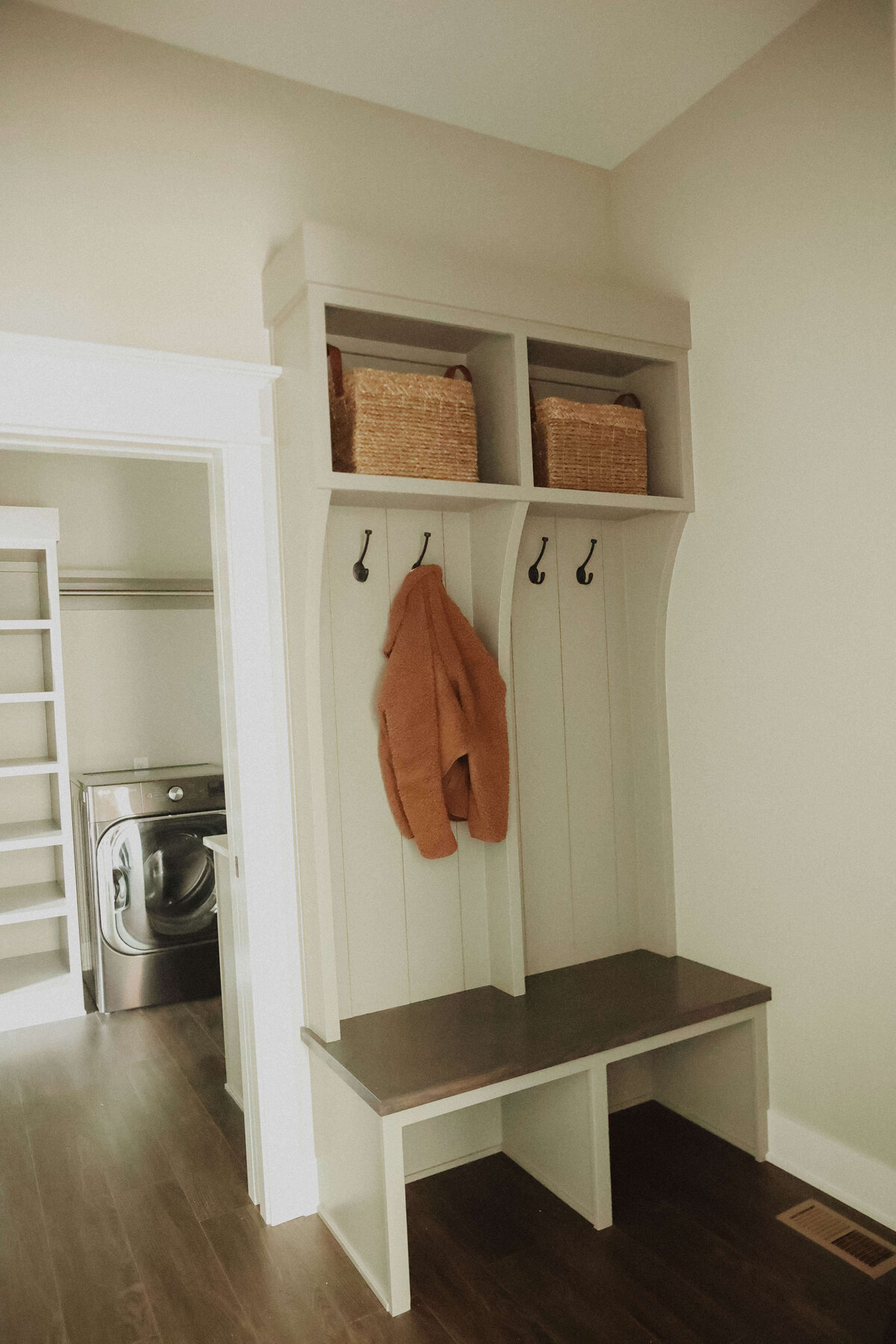 2425-Mudroom-Linden-Central-Iowa-Custom-Home-JRL-Builders-3F1A1760