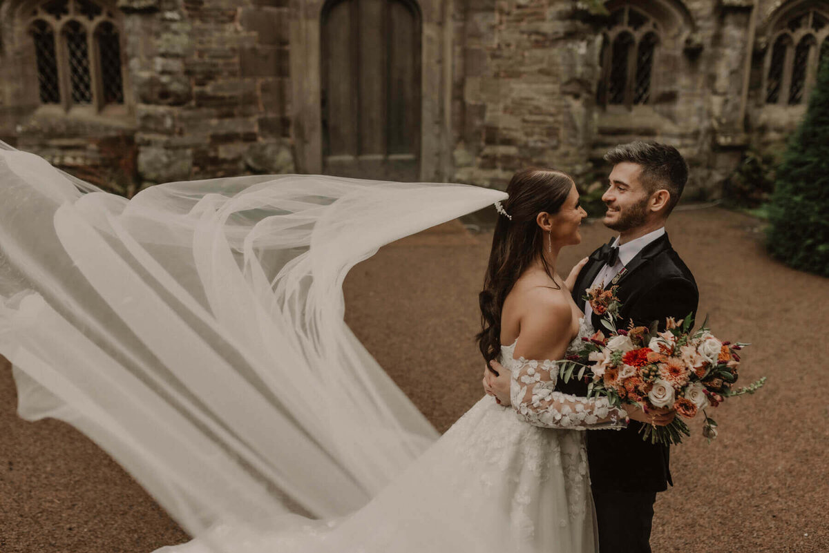 Carrie-Hampton-Court-House-Wedding-Flowers-Issy-And-Bella-Florist-Herefordshire32