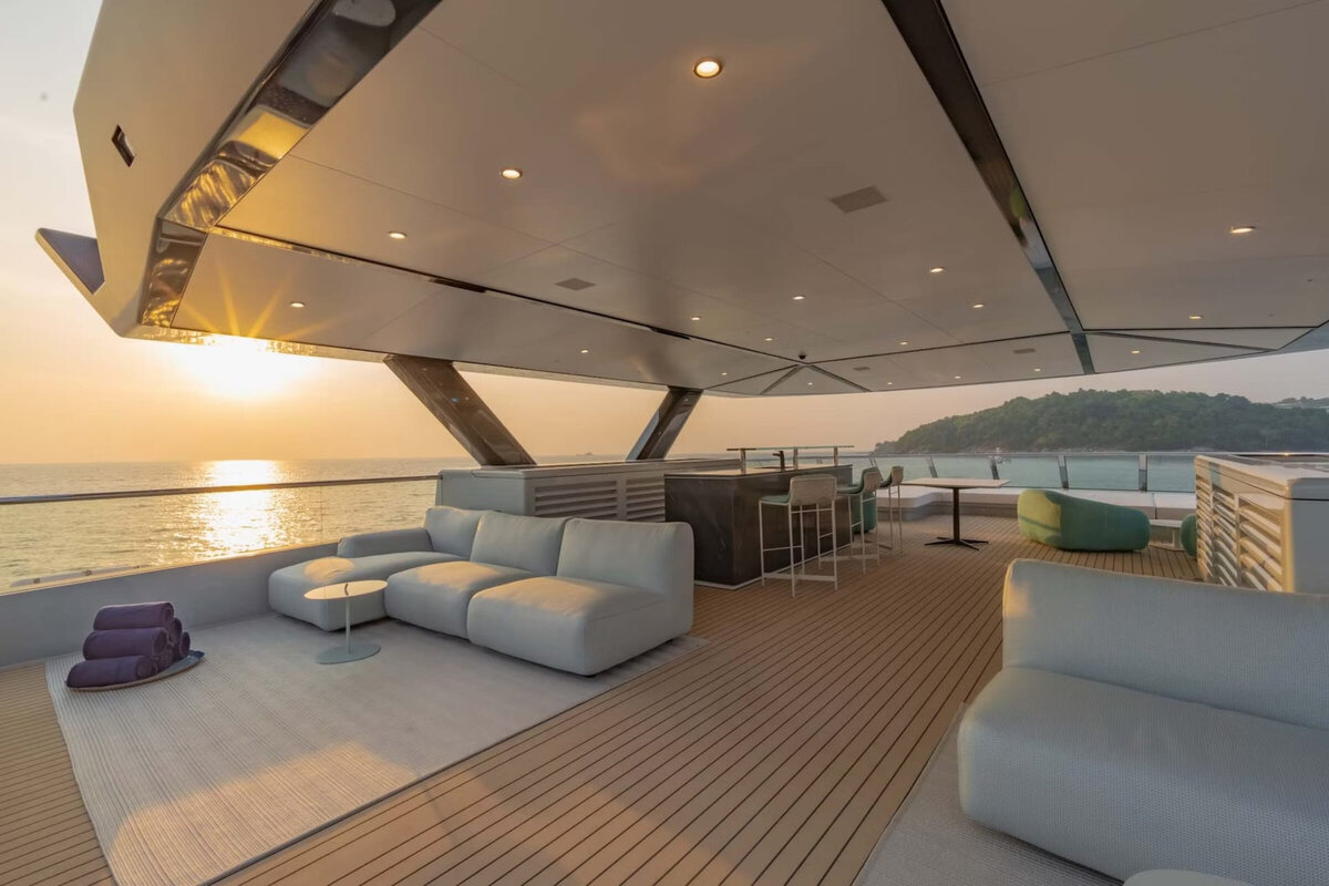 Spacecat Yacht Thailand Charter White Lotus - at8g9nmd6ce7rsvavxwk