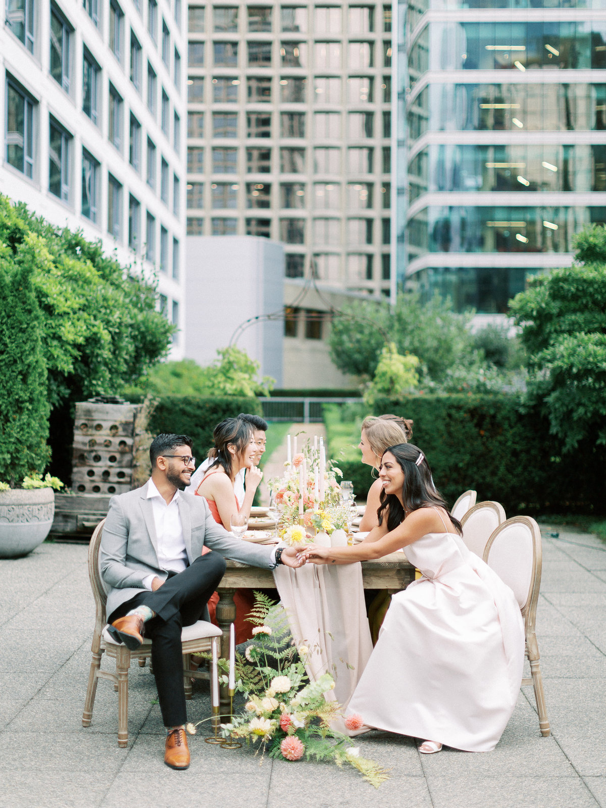 98_RockyMountainBrideEditorial_FairmontWaterfront_MaricleKangPhoto