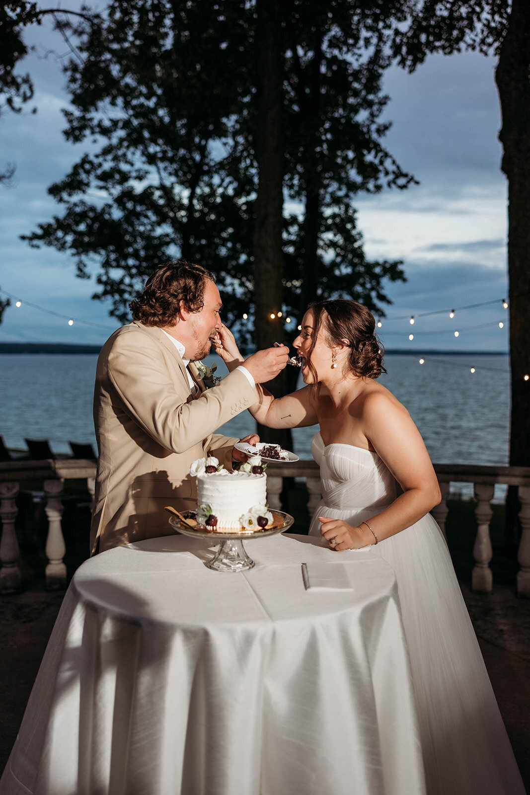 Red Pine Point Indian River Michigan Intimate Wedding Cake K. E. Rogers Photography-31