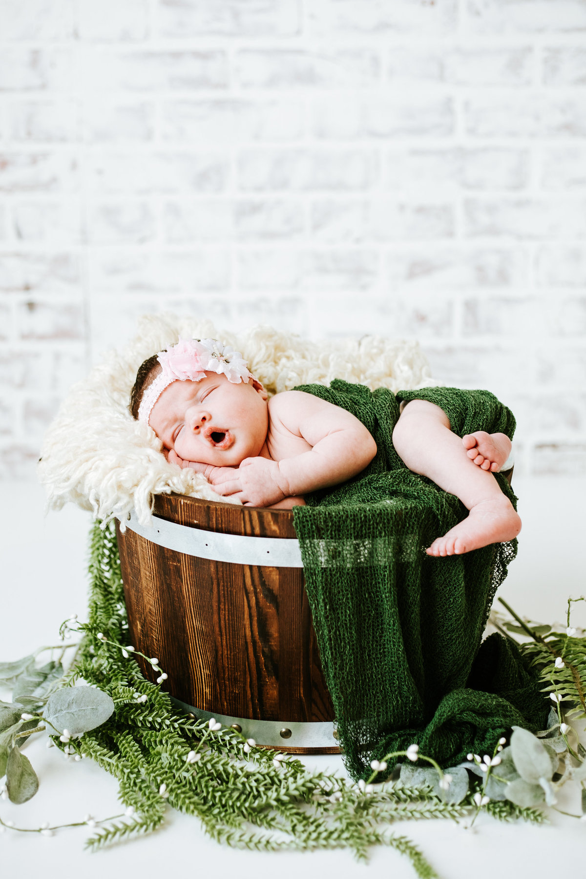 Pittsburgh Newborn Photographer-6