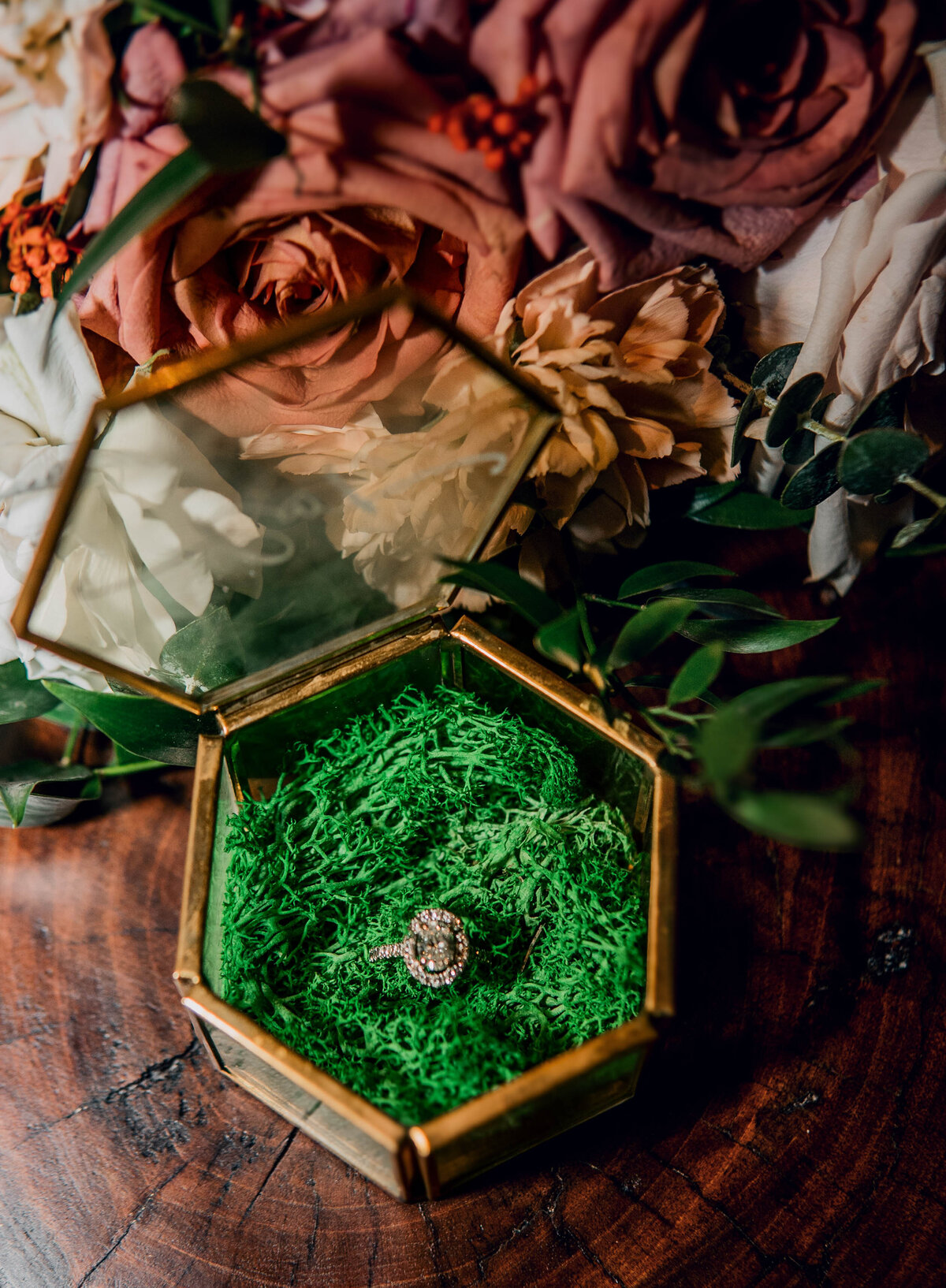 karina-teddy-nye2324-wedding-sneakpeek-3
