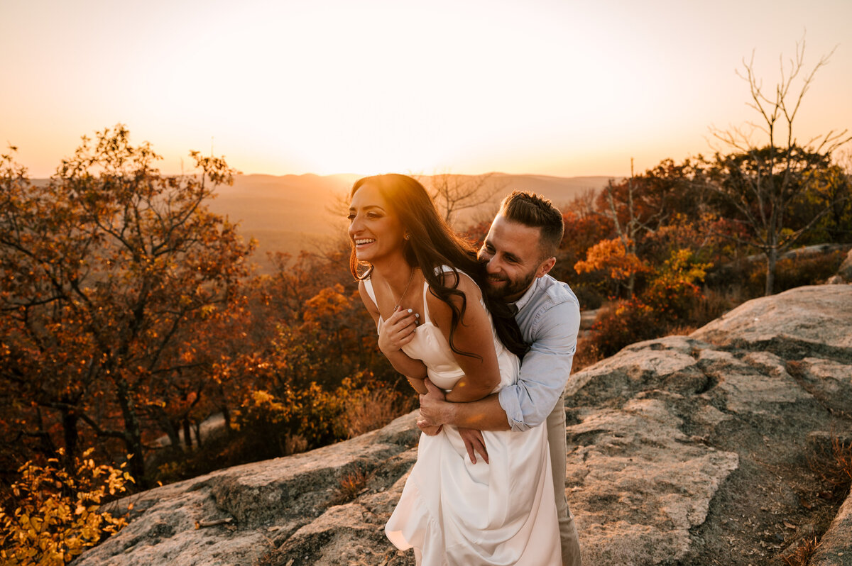 158-Bear-Mountain-Perkins-Memorial-Tower-NY-Engagement-DJ