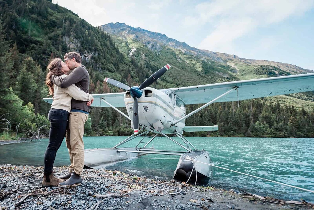 best-photographer-for-alaska-engagement-photo-session-Soul-and-Sky-Weddings