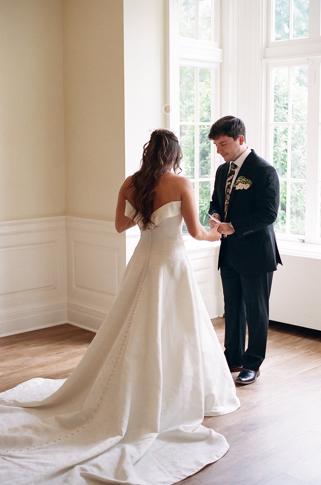 documentary wedding photographer maine