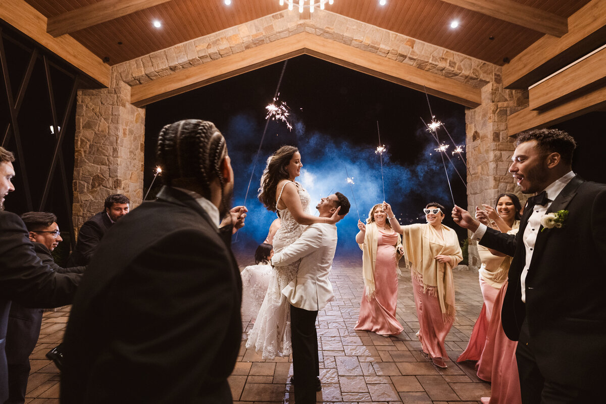 whimsical sparkler wedding photo at the perona farms the reserve