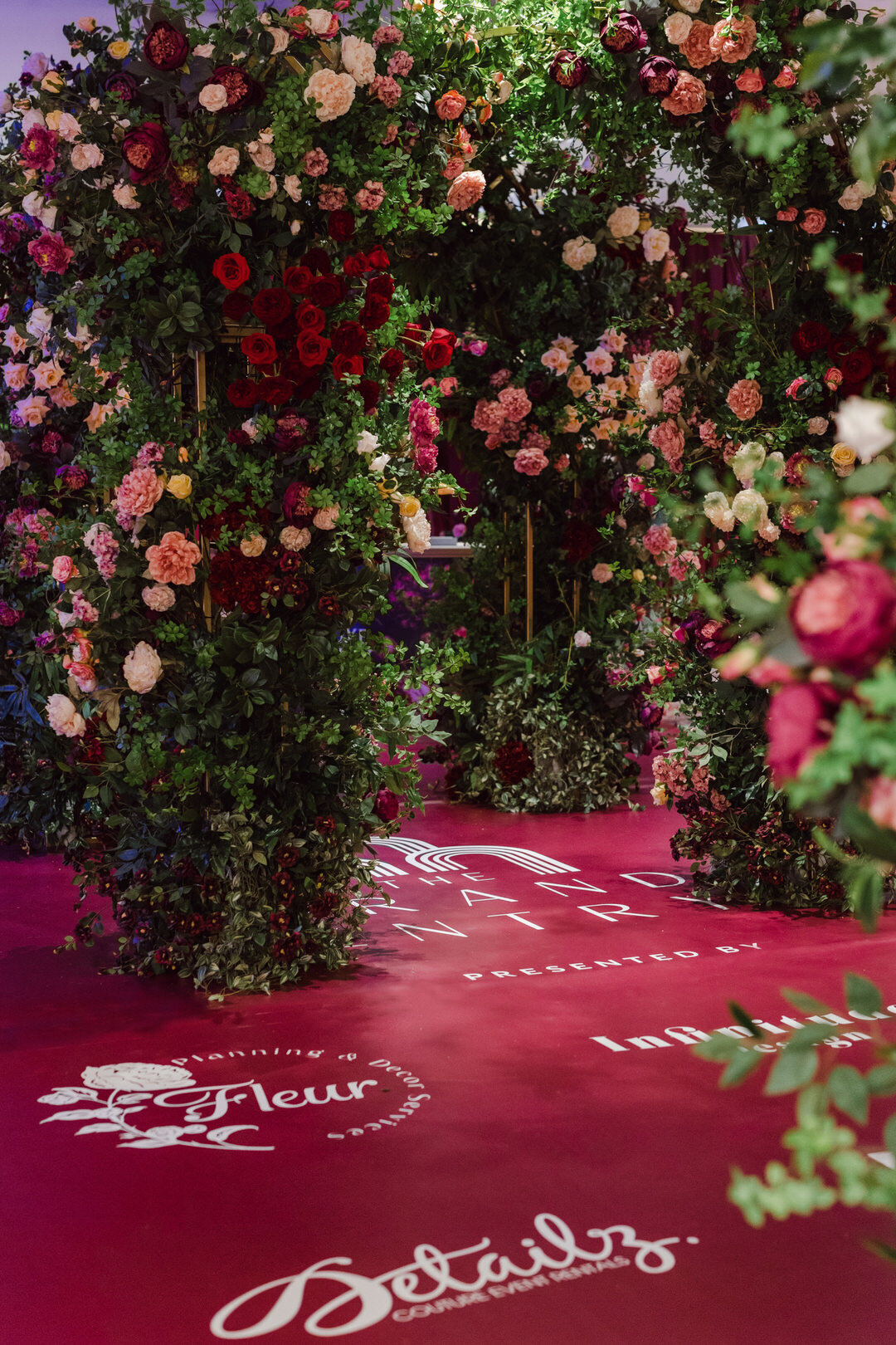 WedLuxe Show 2023 Grand Entry photos by @PurpleTreePhotography7