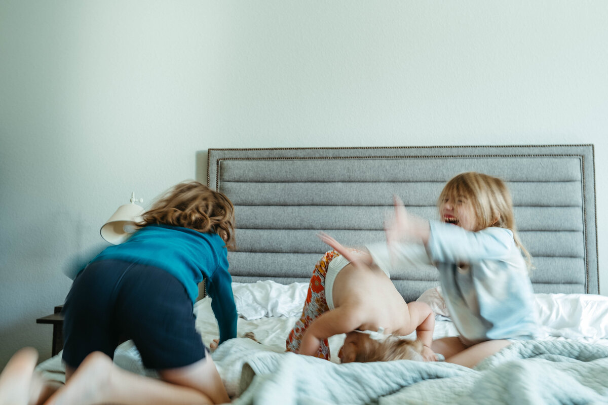 playing_on_bed
