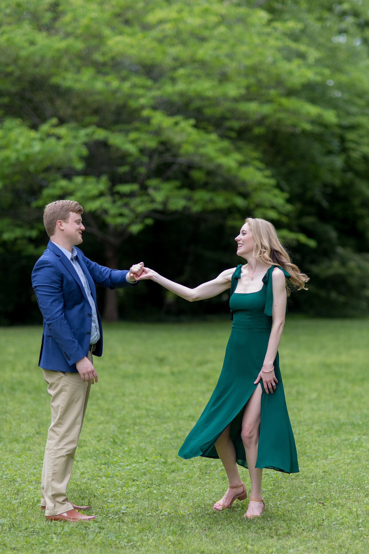 atlanta-engagement-photographer-duck-pond-field