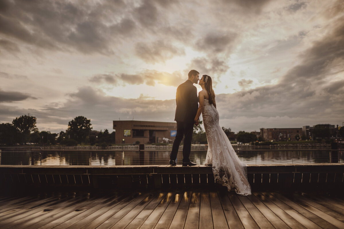 Green Bay City Deck romantic  wedding pictures