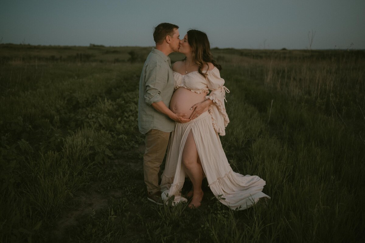 Olympia maternity photographers near me