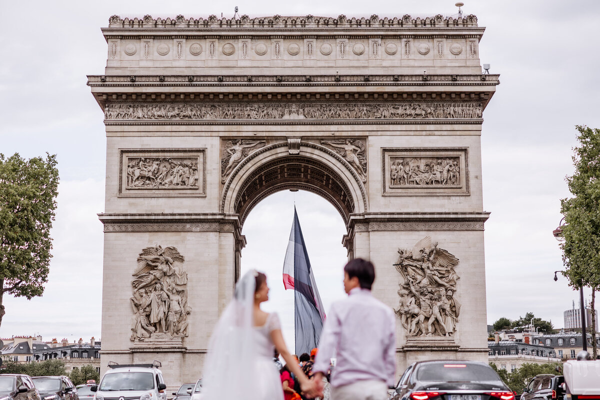 Paris_photowedding_Arc-de-Triomphe_54