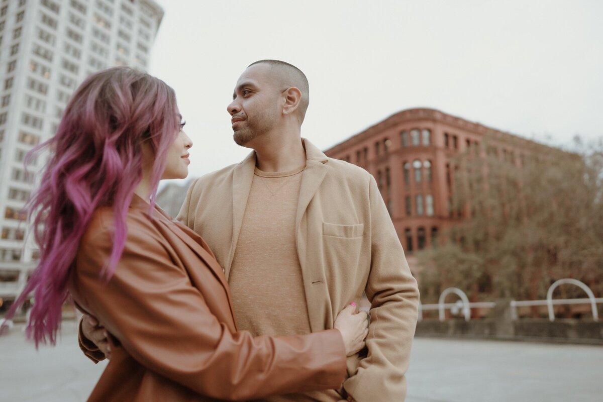 couples-pioneer-square-photos-maria-alcantara-photography