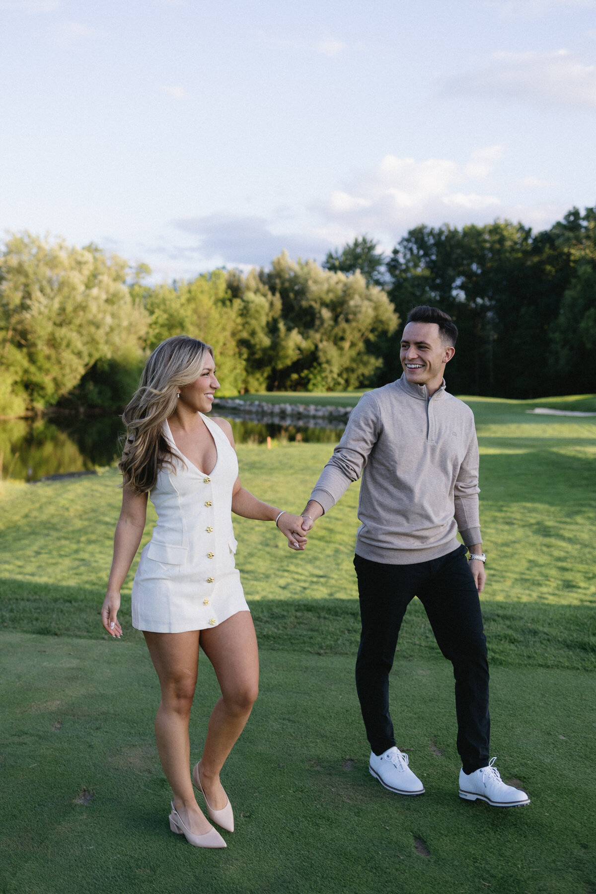 oakhurst-clarkston-mi-engagement-photographer
