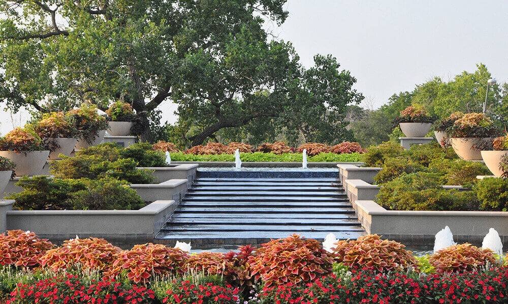 Commercial landscape company project in Kansas City: seasonal flowers showcase