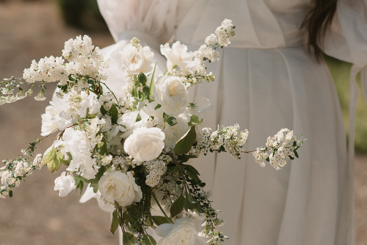 photo of white wedding boquet