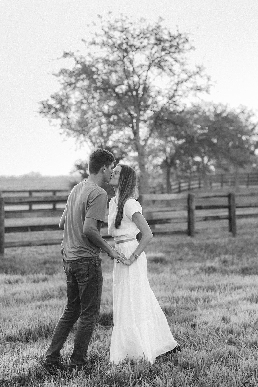 J&J_engagement(a)-10(bw)