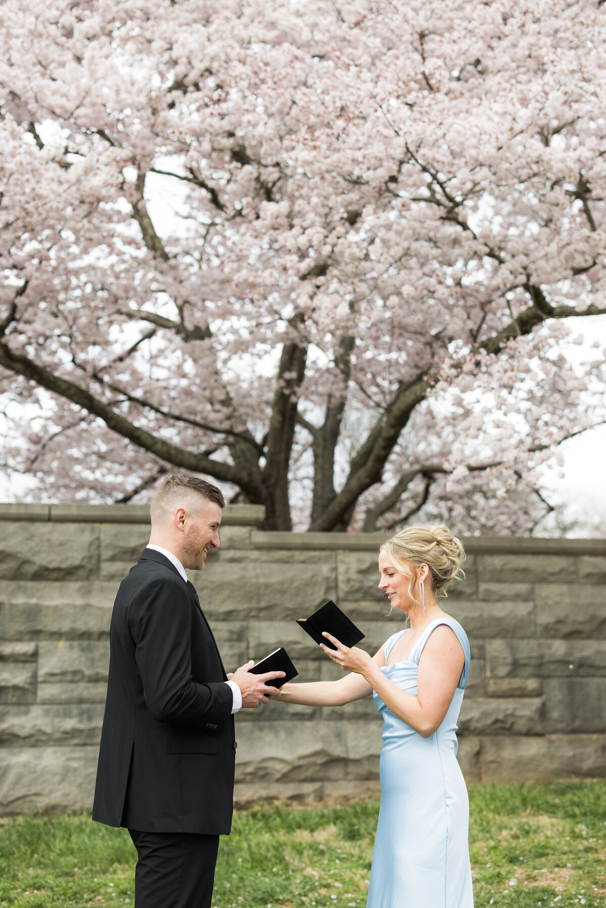 BiltmoreEstateEngagementSession-KendraMartinPhotography-24