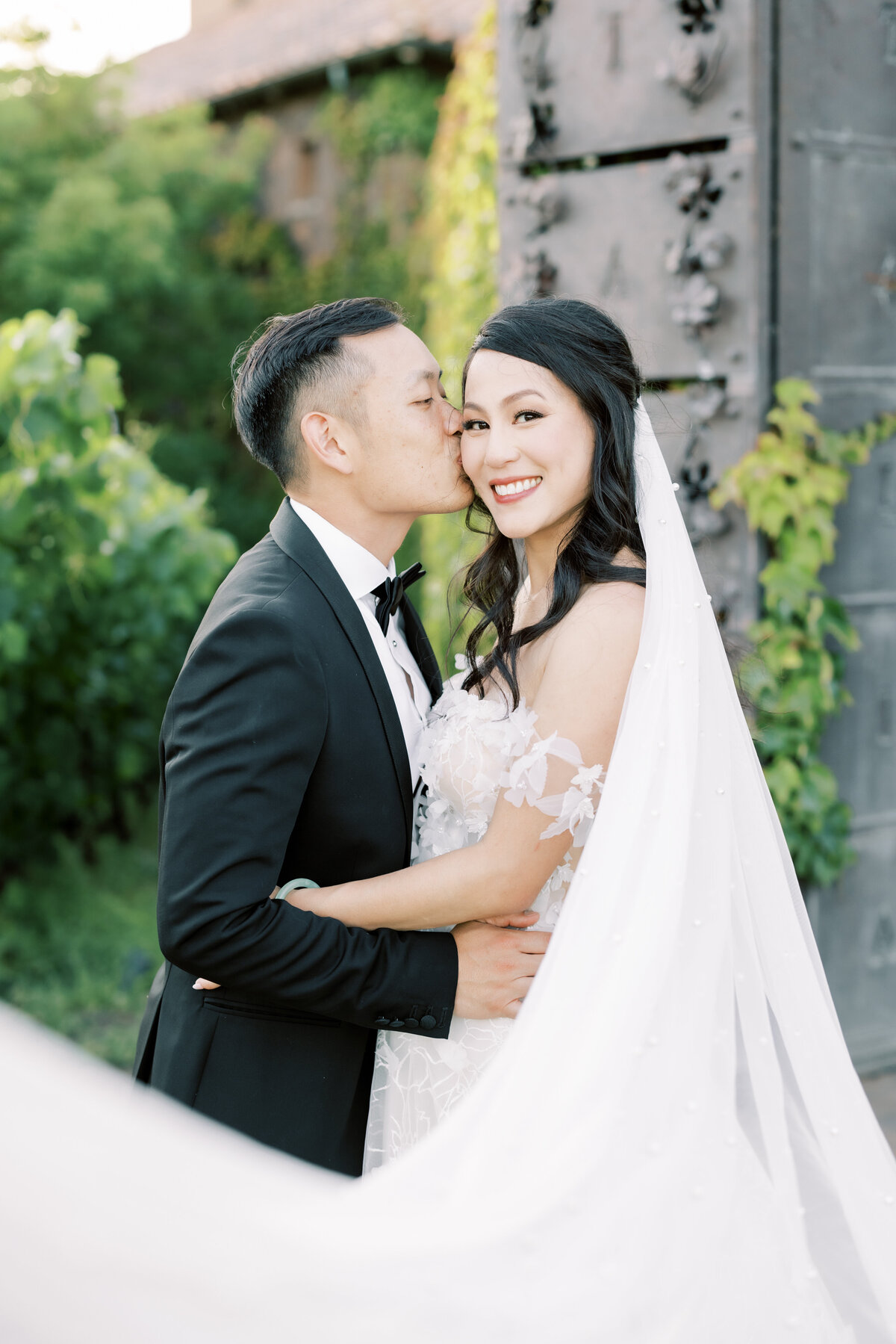 Viansa Wedding_HOME_3-3