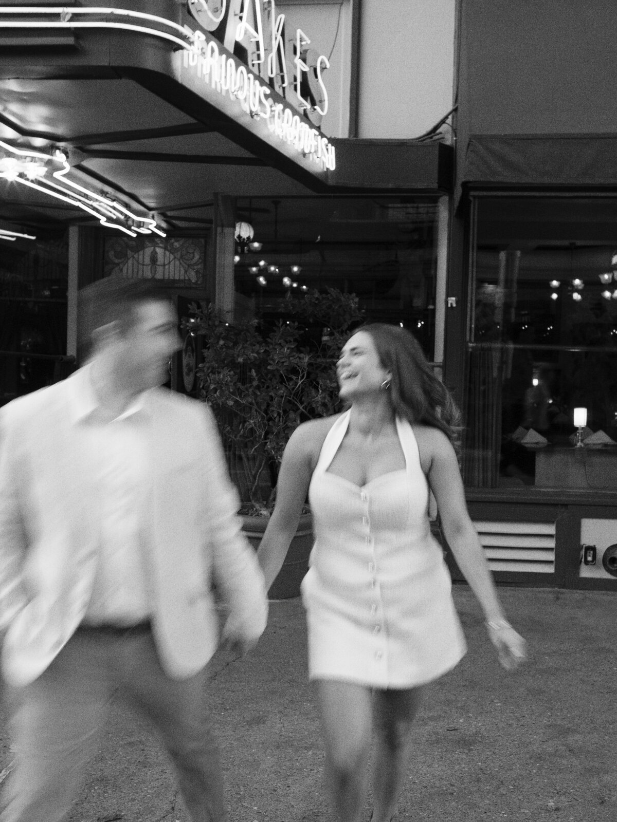 downtown-portland-urban-engagement-session-photos-by-the-tenneys-photography-12