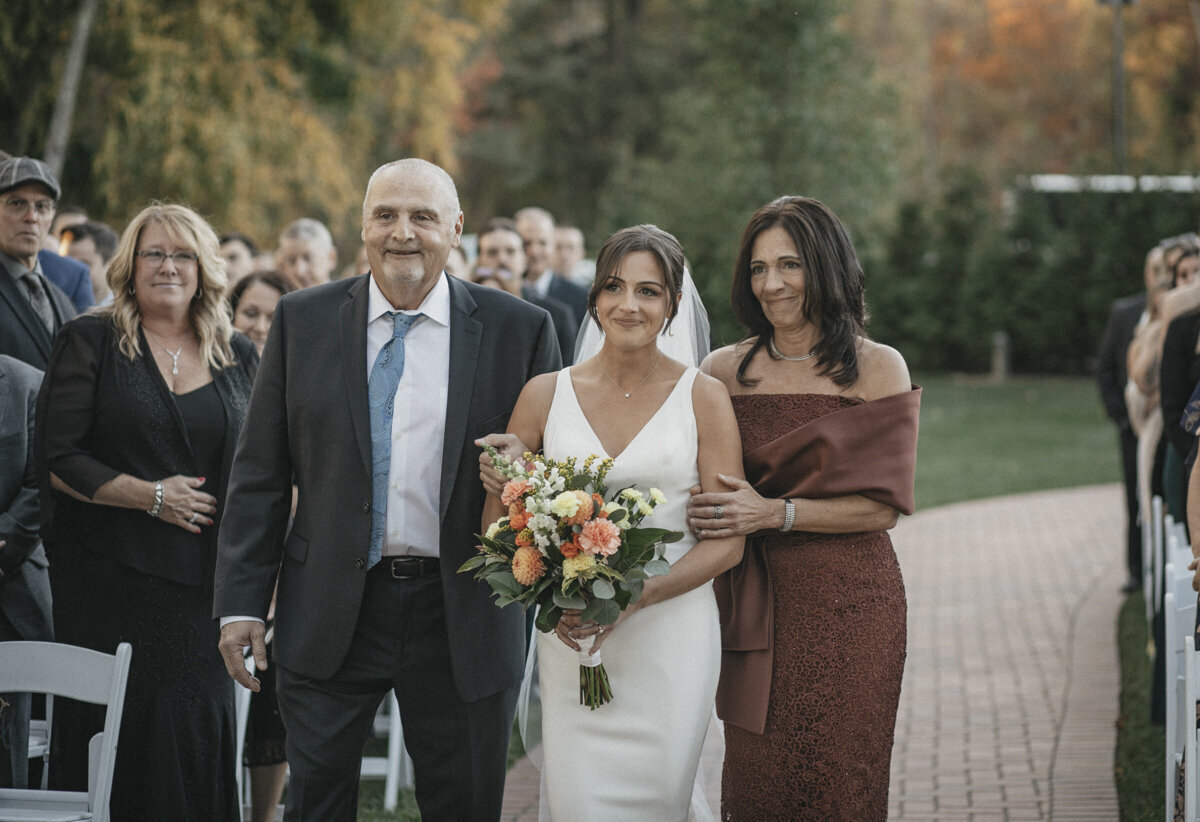 bride-ceremony-entrance-with-mom-and-dad-connecticut-wedding