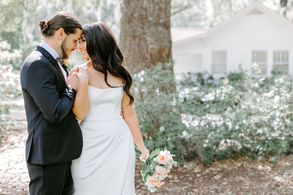 candid Charleston wedding photographer