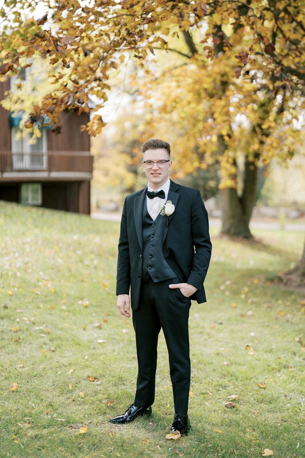 W11-Wedding-Photos-Caledon-Valley-Estate-Eleanor-and-Michael-2024-11-02-2500px-1021