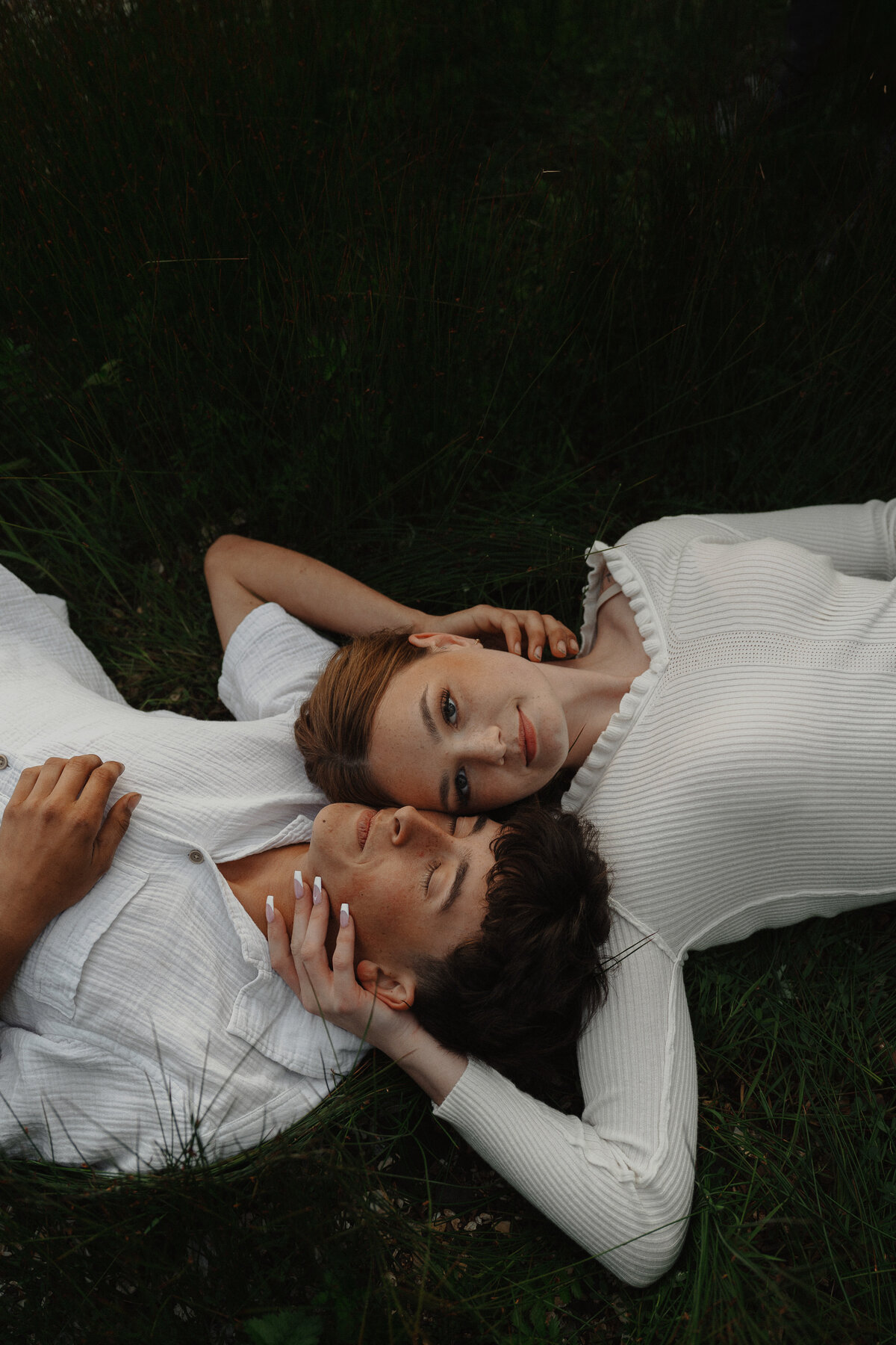 Couples session near Black Rock Resort in Ucluelet by Latitude 49 Photography