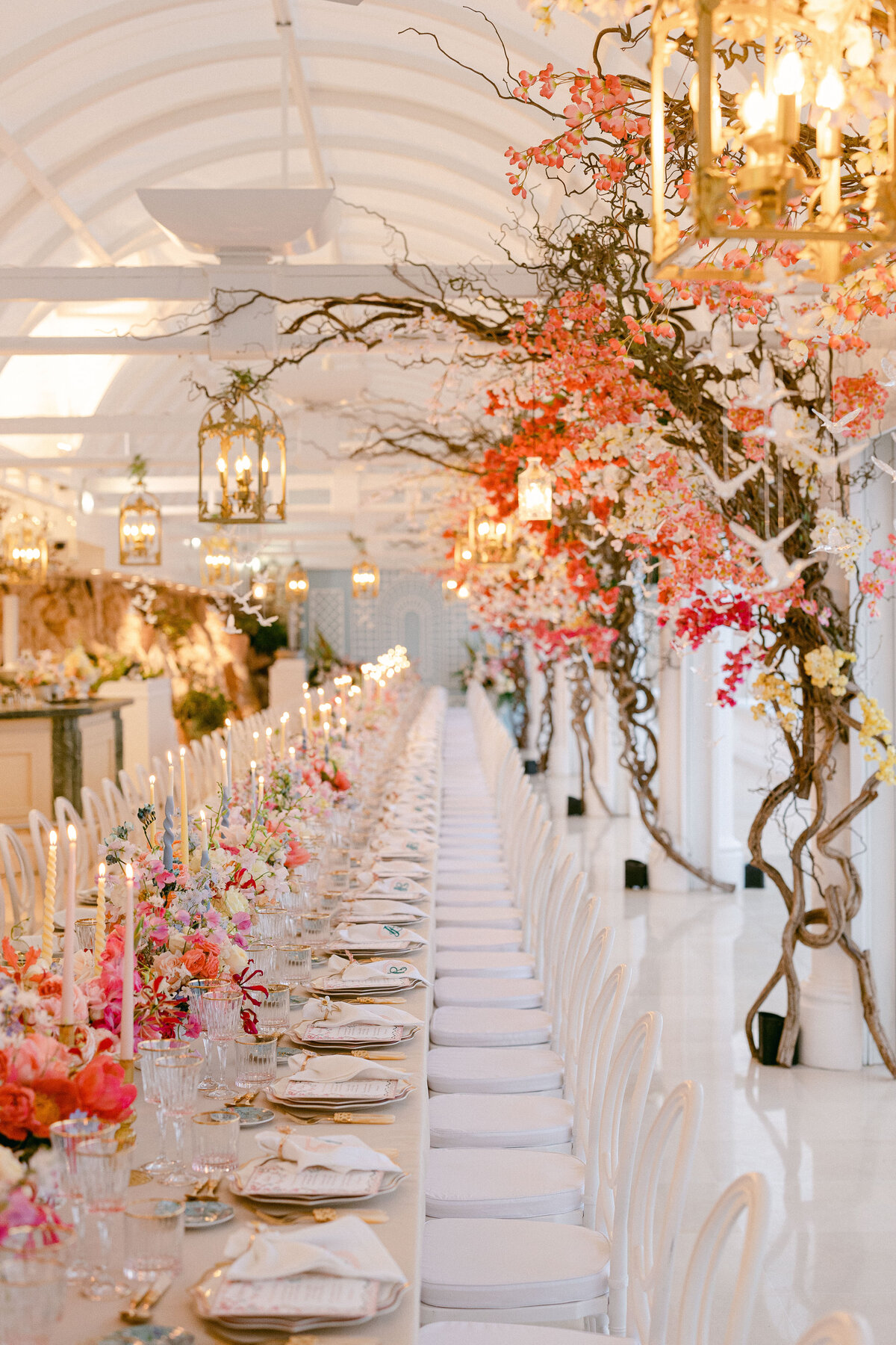 Floral decor and dinner tablescape