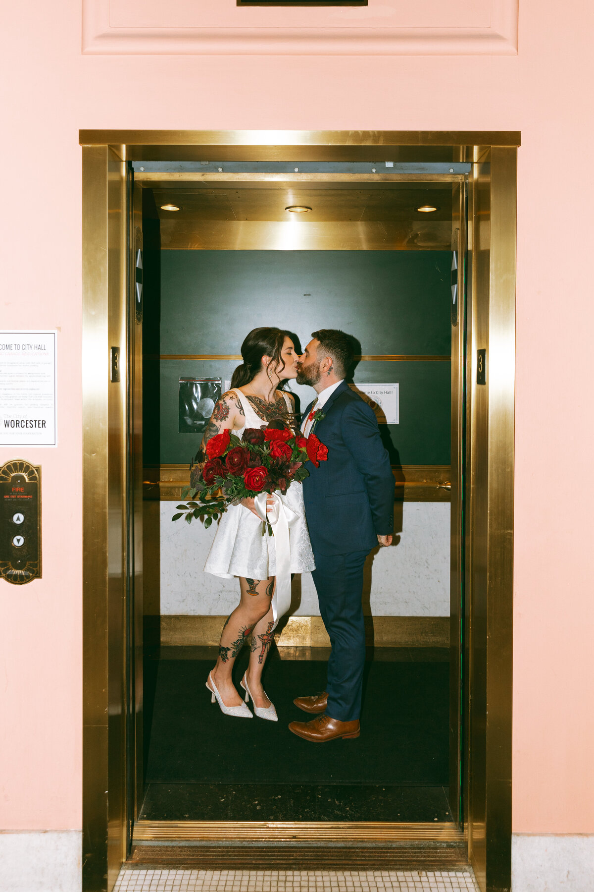 worcester-city-hall-ralphs-diner-wedding-204