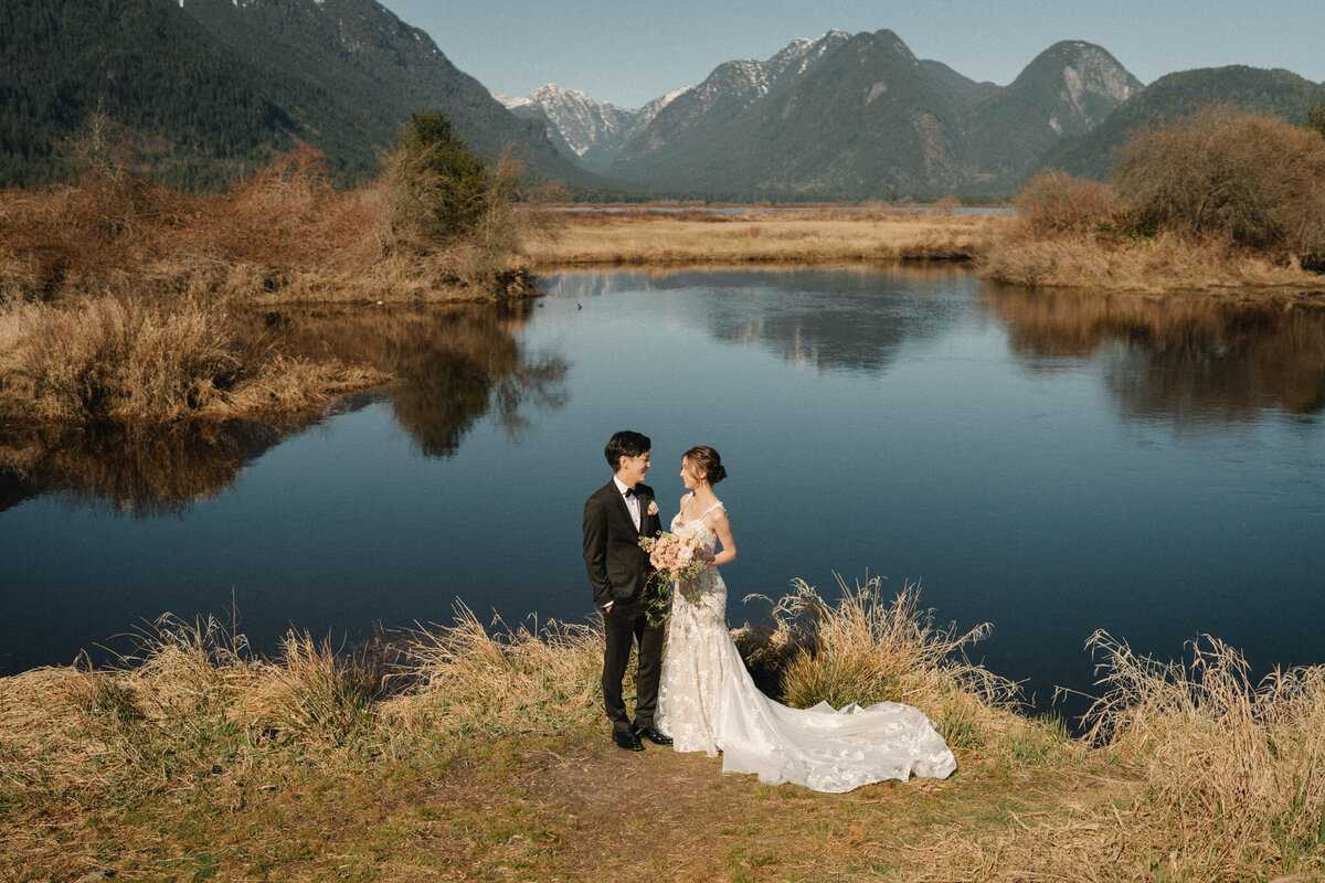 pitt-meadows-wedding-photographer-swaneset-vancouver-002