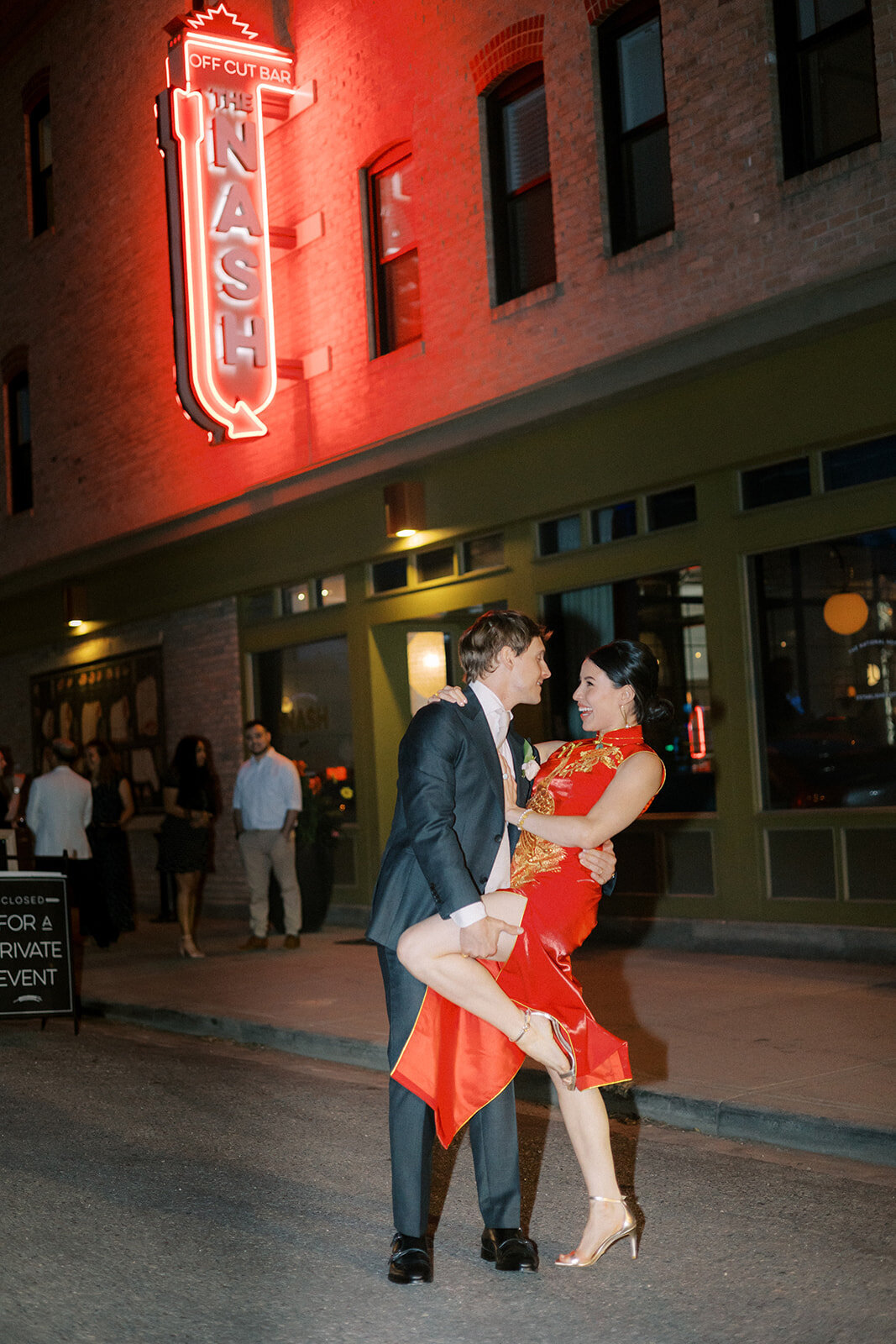 Jenn & Chris - Sneak Peeks_172_websize