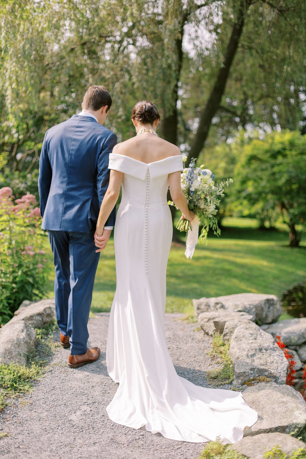 Caitlin-Chris-Blithewold-Mansion-Wedding-19