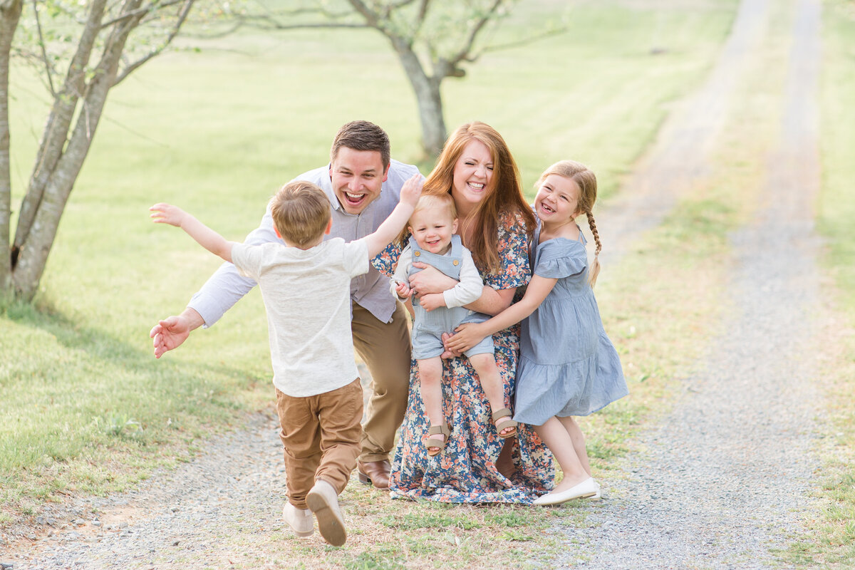 Rebecca Rice Photography Education Family Portrait Financial Freedom Thriving Photography Business Educational Resources Grow Your Photo Business Nashville TN Tennessee Free Resources Online Courses Podcast8