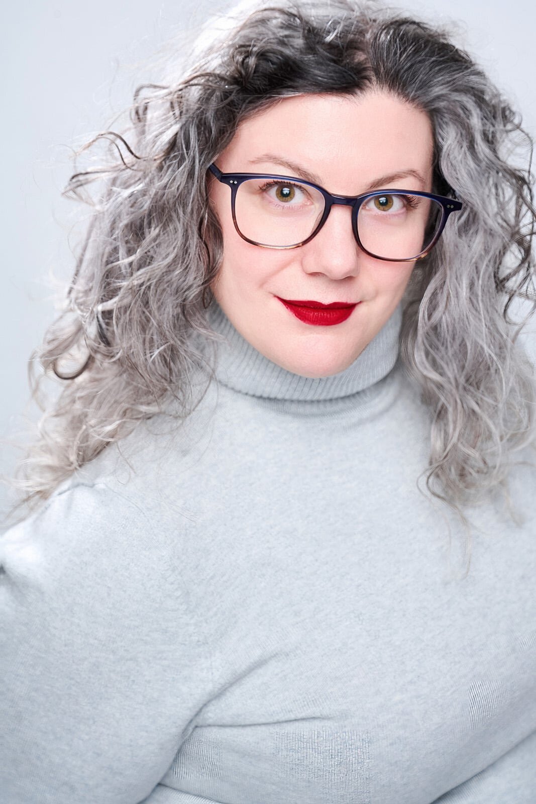 Professional Headshot Photographer in St. Paul Captures Elegance and Confidence-88