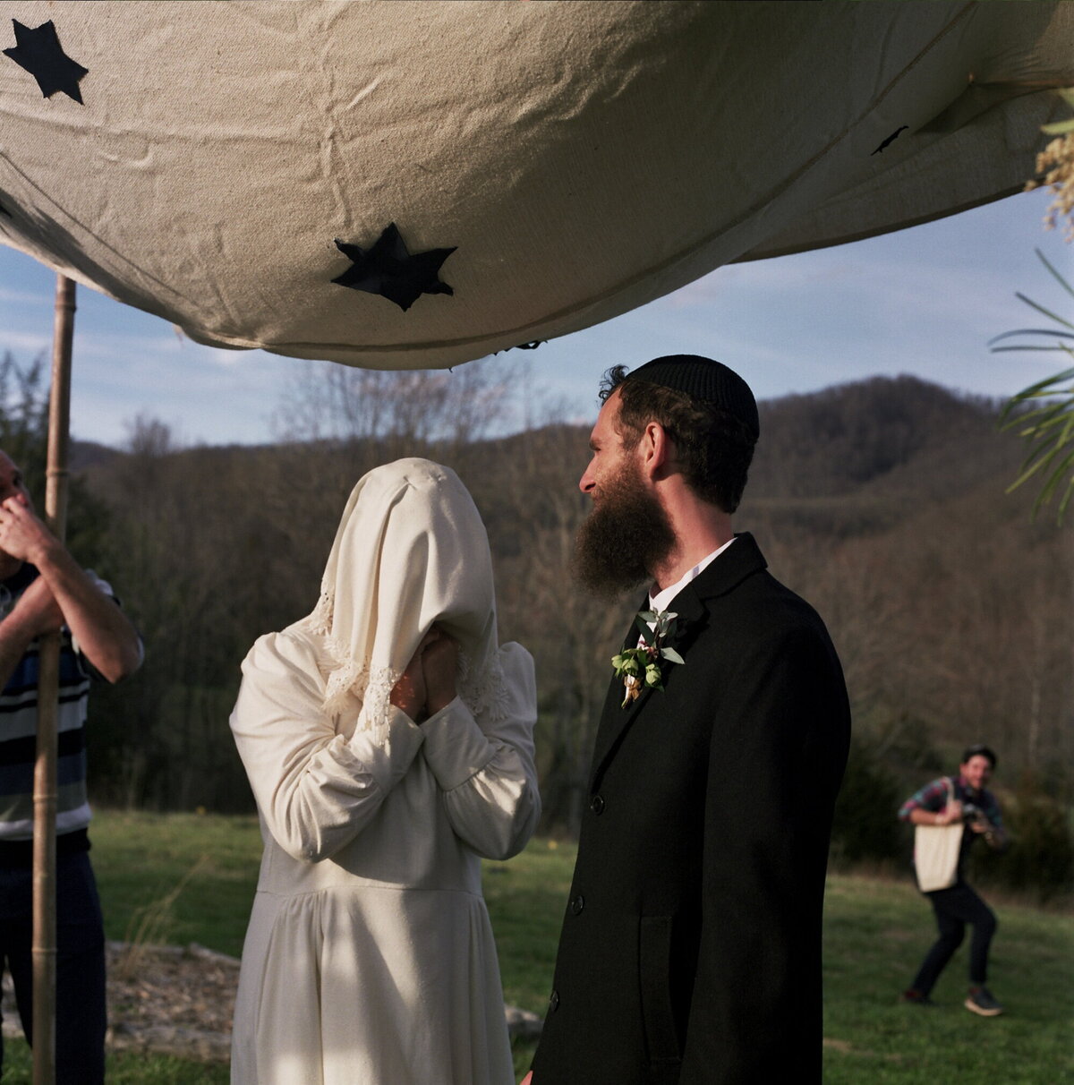 intimate wedding photographer, intimate jewish wedding photographer, long island wedding photographer, analog photographer, analog wedding photographer