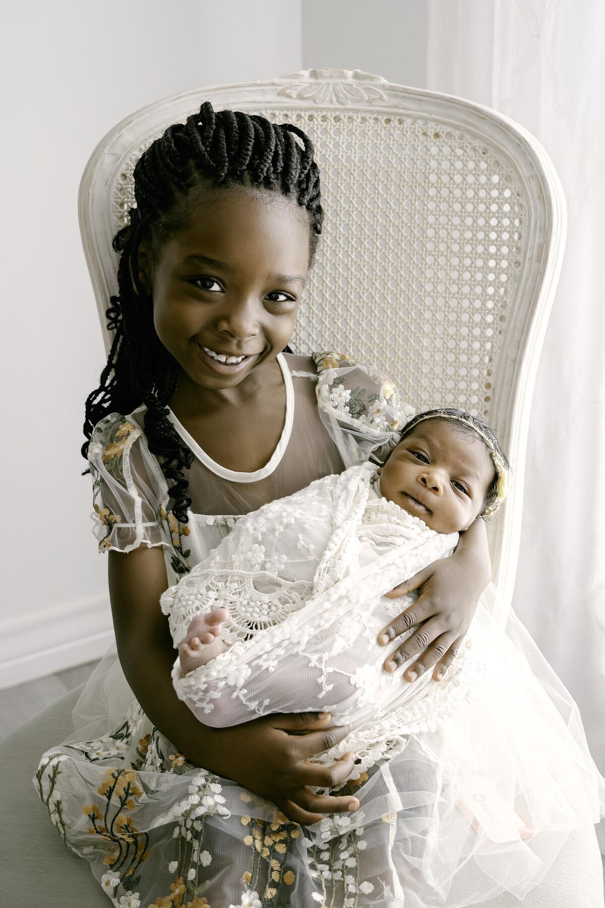 Sisters - Studio Newborn Session