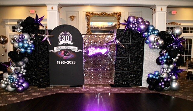 black-purple-blue-silver-balloon-arch