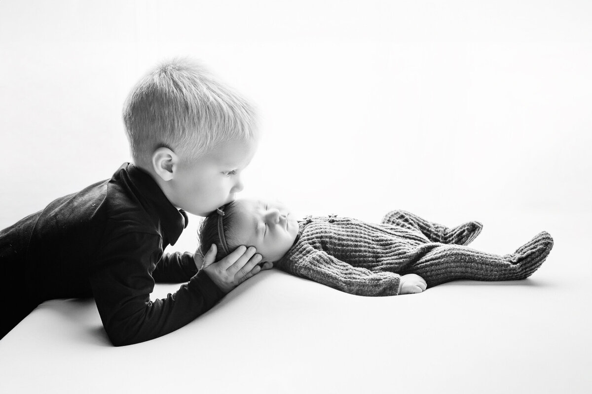 NW Arkansas newborn photography, newborn photographer near me, baby portraits near me