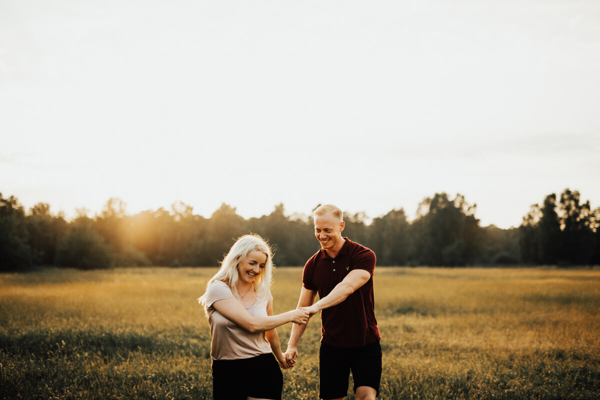 Linnsejphotography-brollopsfotograf-parfotografering-karleksfotografering-inforfotografering-forlovning-brollop-varberg-halland-halmstad-falkenberg-brollopsinpo-bohemiskt-lantligt-vastkusten-vastkustbrollop-0002