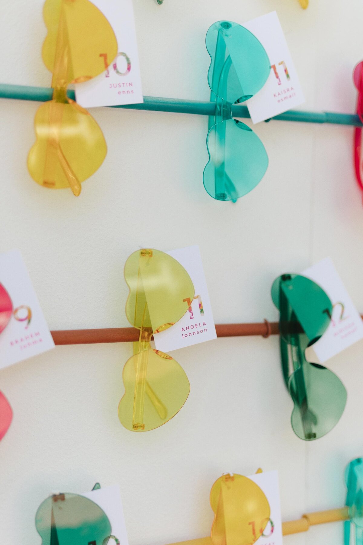 heart-sunglass-wedding-escort-cards