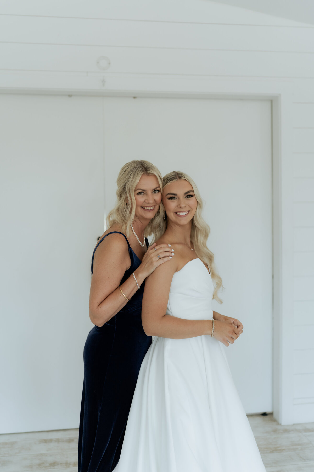 pile-wedding-150
