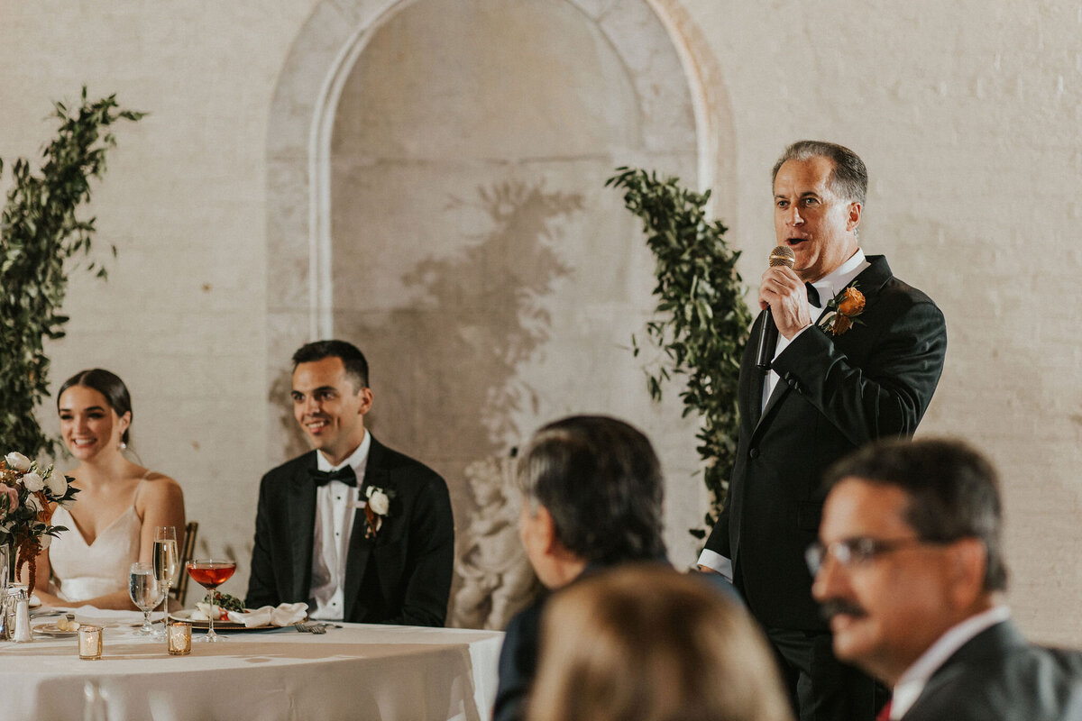 WELLING-FLORES.Wedding.EngineersClub-rcptn-81